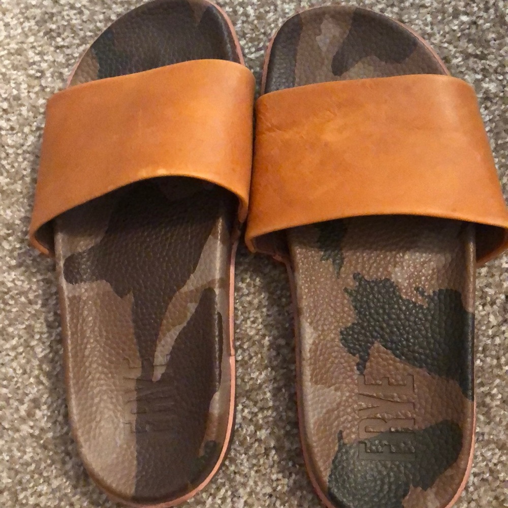 Frye slides